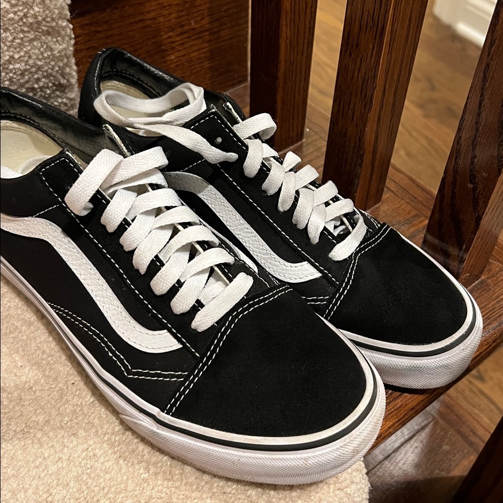 Men’s Vans Old Skool Classic Black and White Sneakers Size 7.5 - Picture 3 of 10